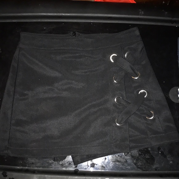 Skirt shorts - Picture 1 of 3